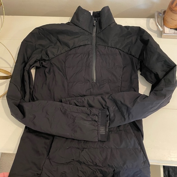 Lululemon down for it all half zip size 6 - Picture 2 of 3